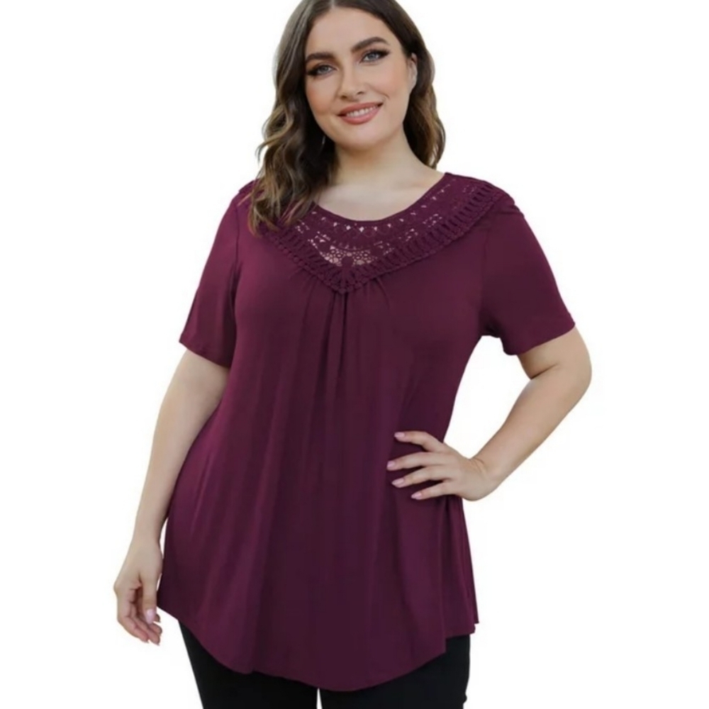 Folunsi Short Sleeve Crochet Blouse Mulberry Size 1X